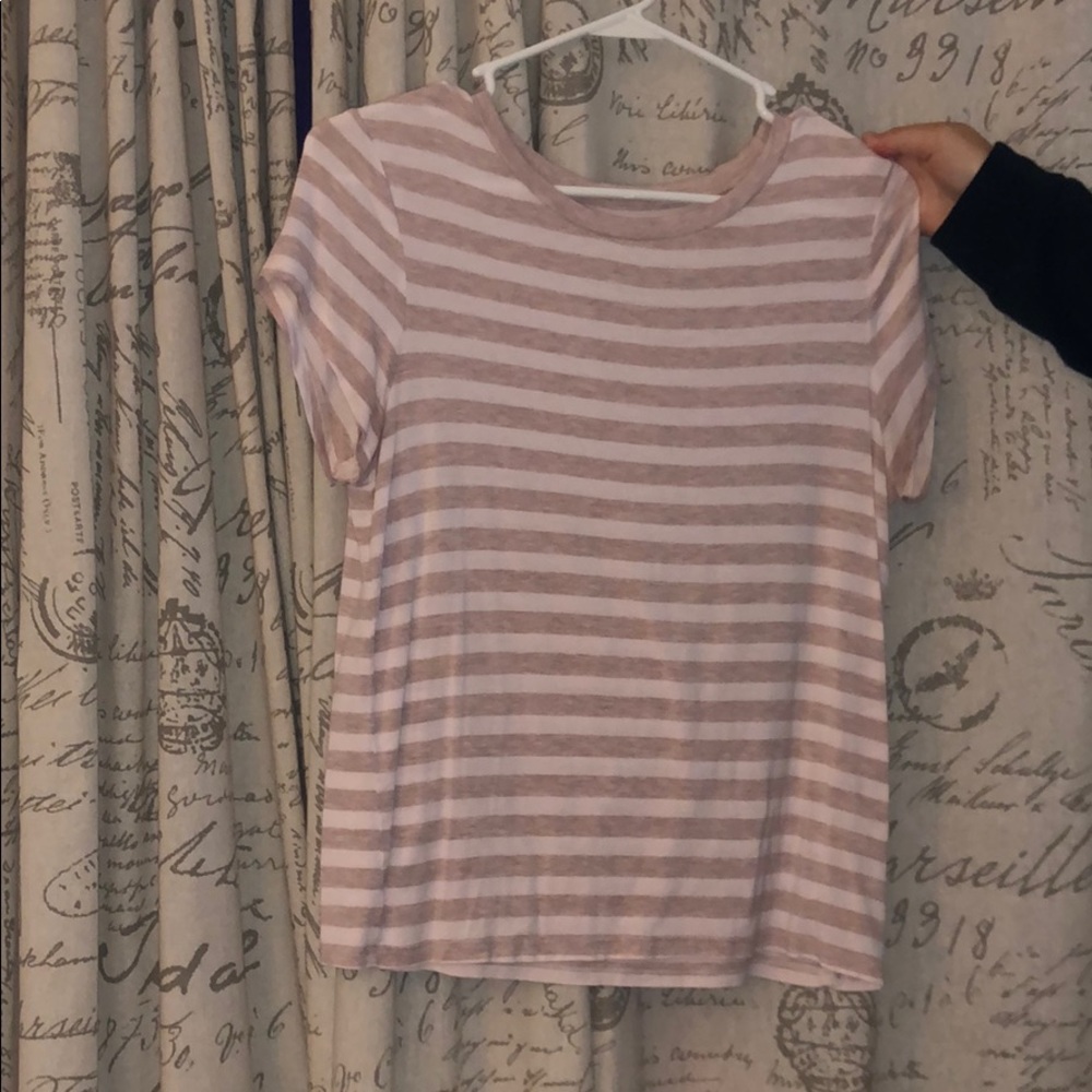 american eagle tee